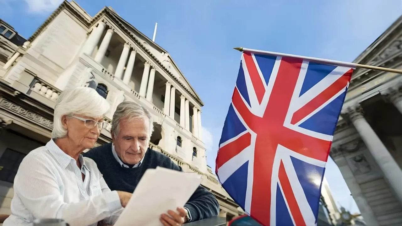 HMRC Confirms £500 Bank Deduction for UK Pensioners